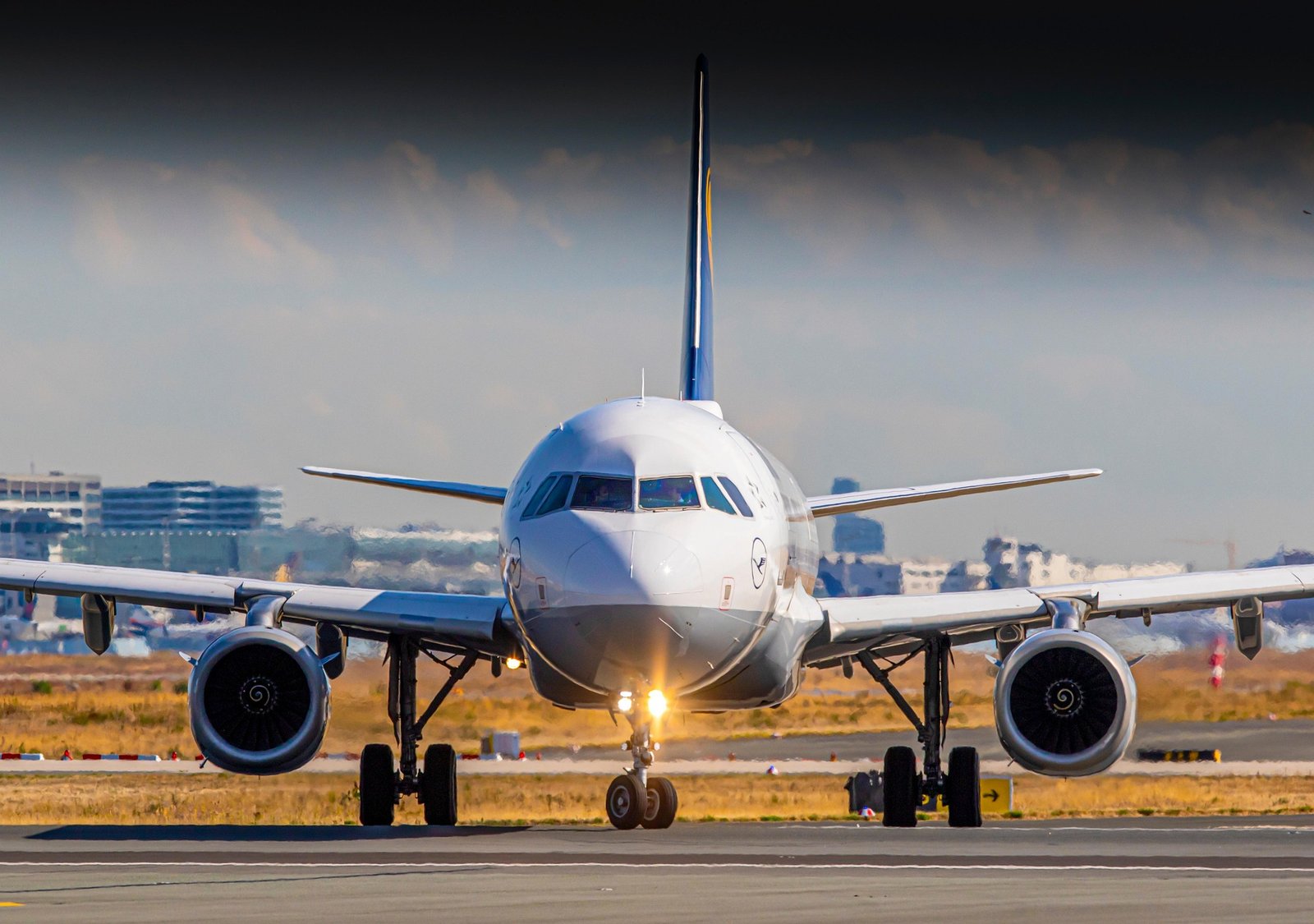 International Flight Booking from Delhi: Smart Tips to Get the Best Airfares